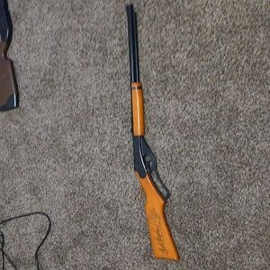 Red Ryder Bee Bee gun